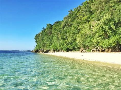 beaches in quezon|MUST.